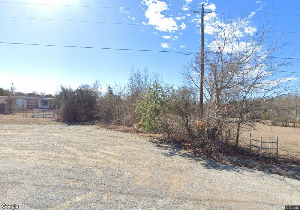 610 Highland Dr, Springtown, TX 76082 - photo 1