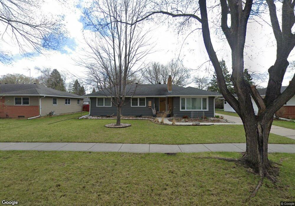 1738 7th St S, Fargo, ND 58103 - photo 1