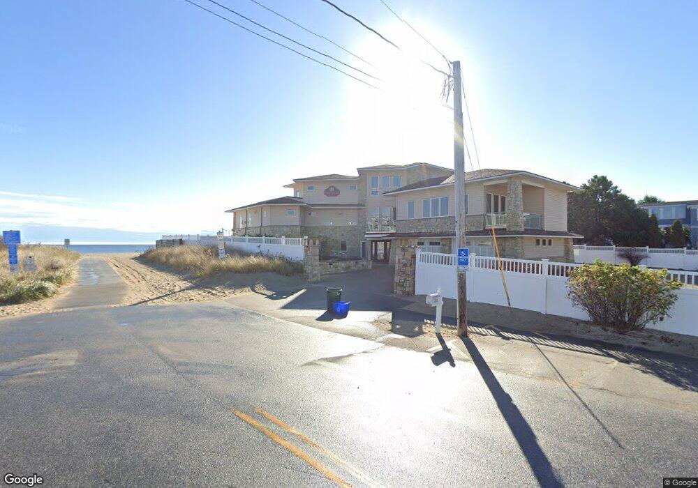 520 Hooksett St, Seabrook, NH 03874 - photo 1