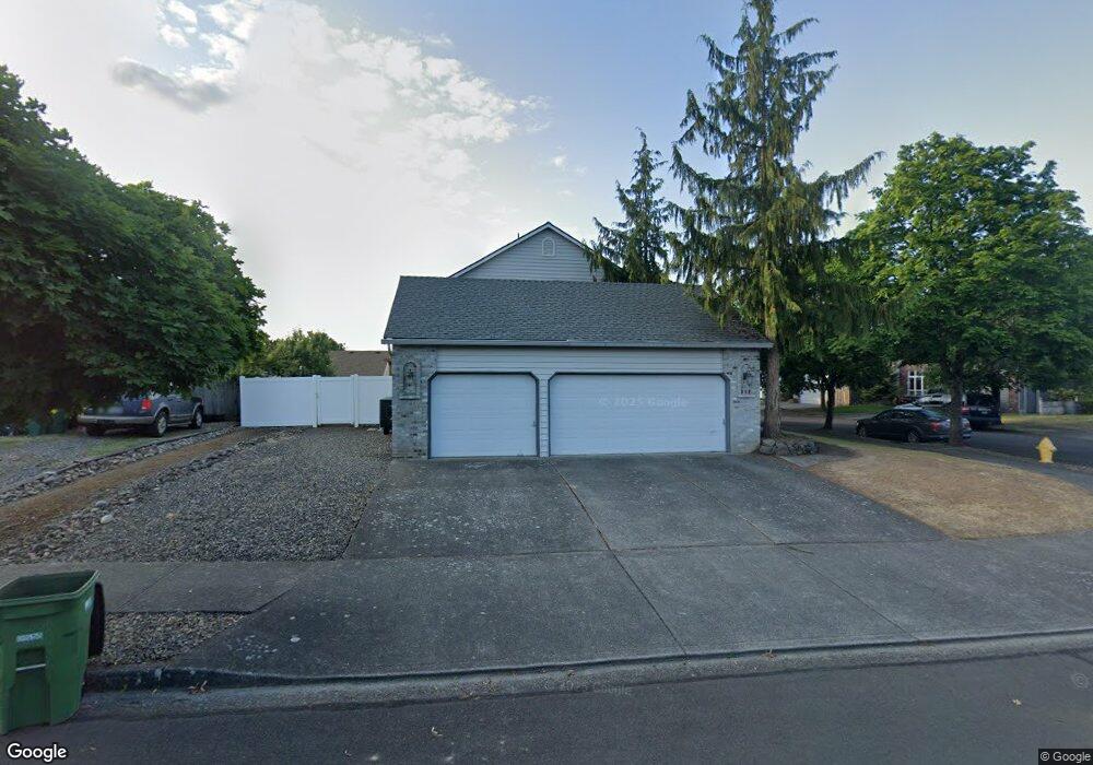 611 SW 28th St, Troutdale, OR 97060 - photo 1
