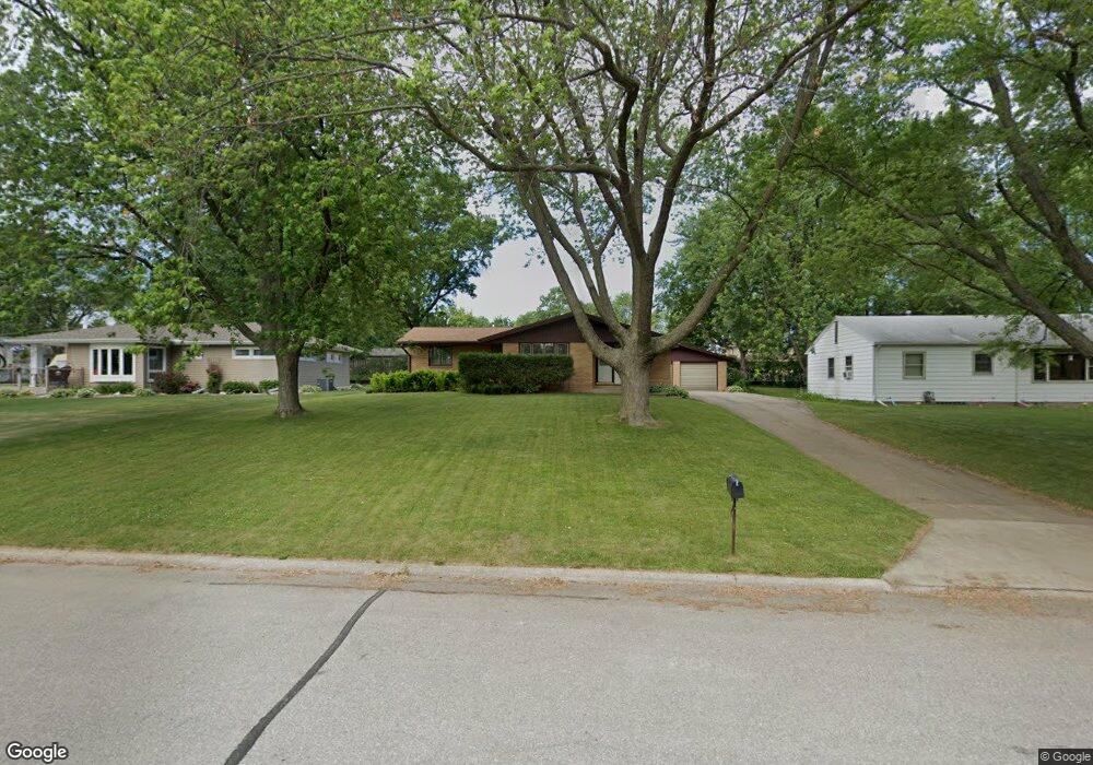 4123 Veralta Dr, Cedar Falls, IA 50613 - photo 1