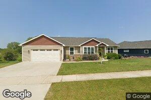 141 Nature's Tr, Fall River, WI 53932