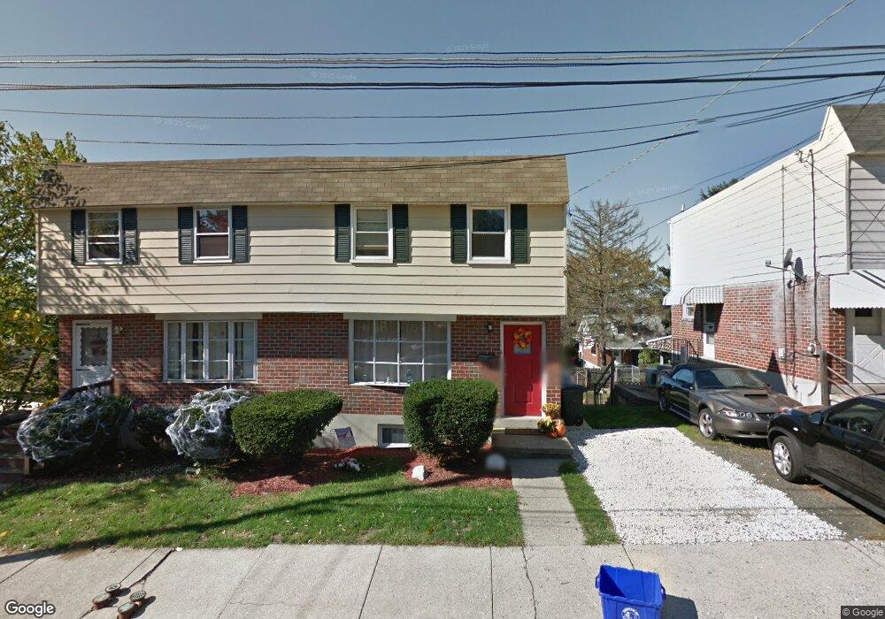 3414 Laurel St, Reading, PA 19605 - photo 1