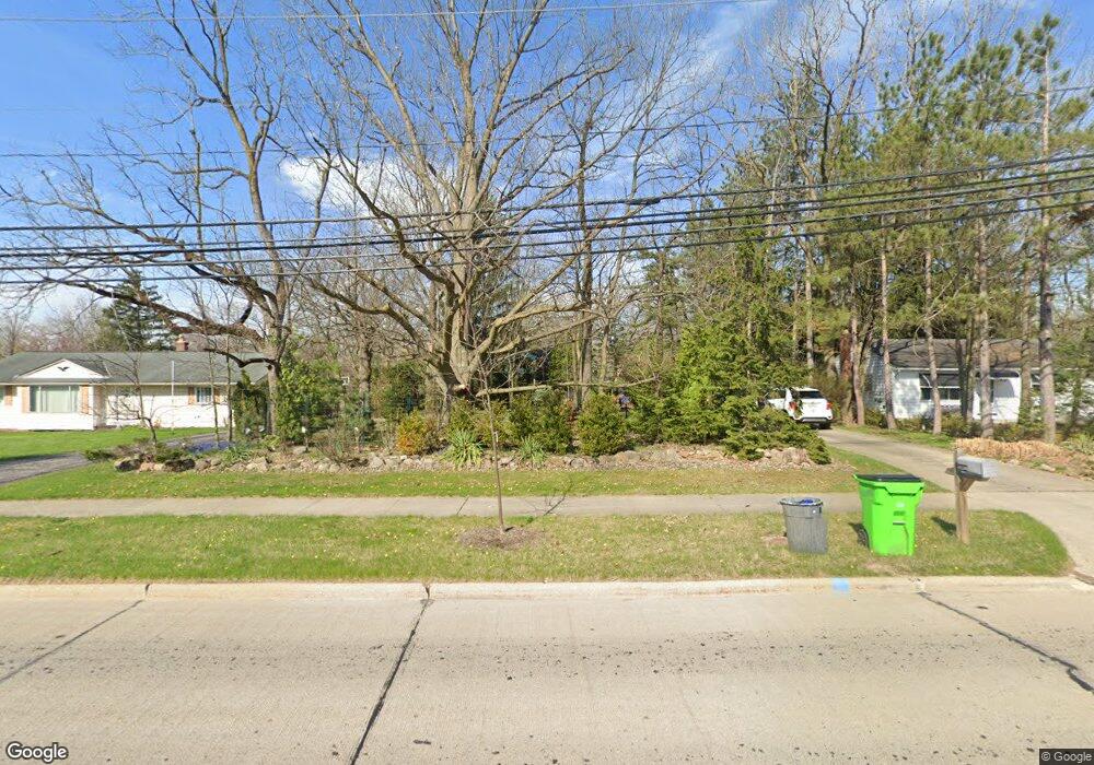 5326 Bartlett Rd, Bedford, OH 44146 - photo 1