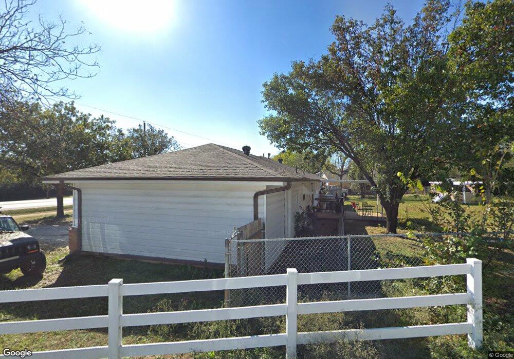 2504 Fort Worth Dr, Denton, TX 76205 - photo 1