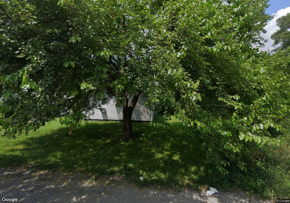 1412 E 6th St, Muncie, IN 47302 - photo 1