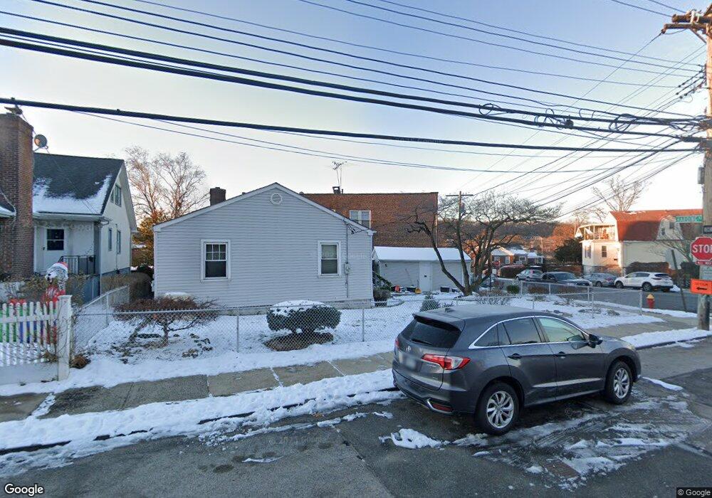 35 Hillview Ave, Yonkers, NY 10704 - photo 1