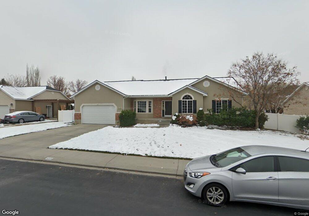 4545 Cambridge Dr, Cedar Hills, UT 84062 - photo 1