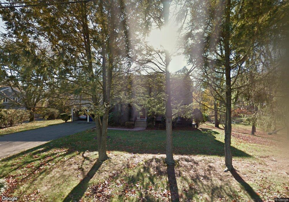 10 Rutlee Dr, Trumbull, CT 06611 - photo 1