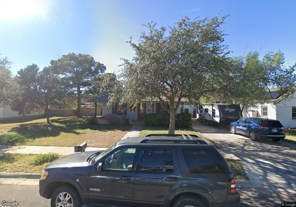 1304 Runnels St, Big Spring, TX 79720 - photo 1