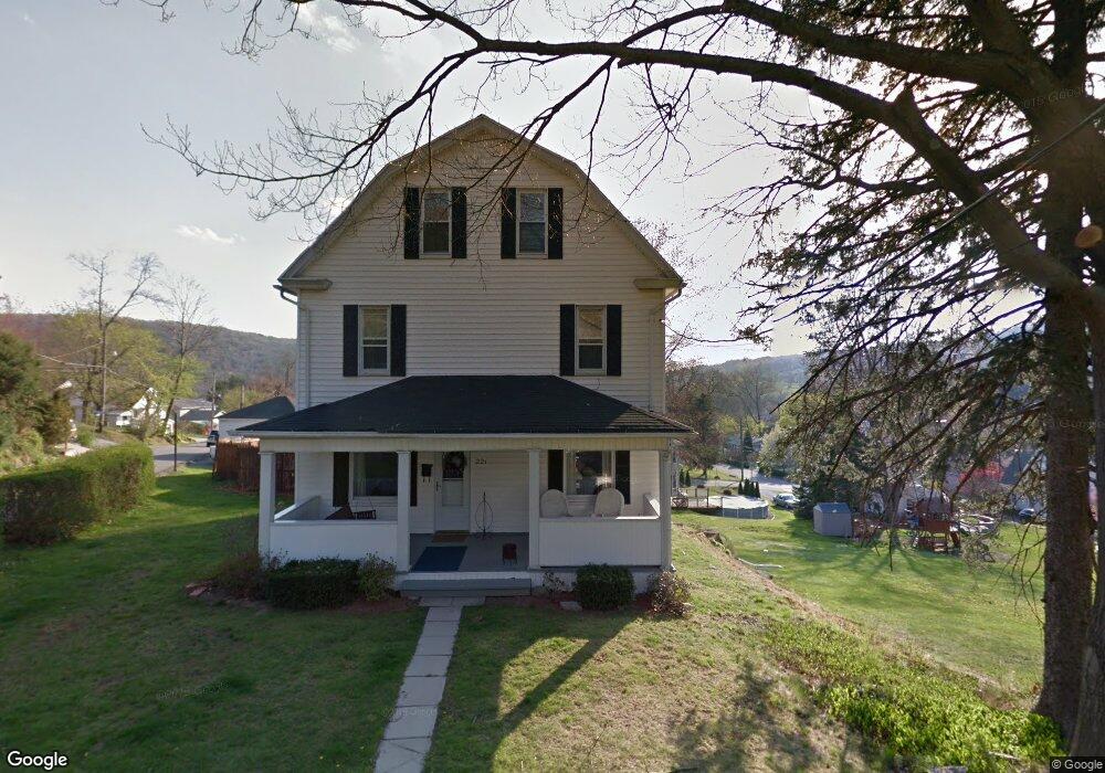 221 Maple St, Shavertown, PA 18708 - photo 1