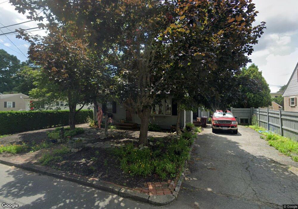 28 Wamsutta Ave, Acushnet, MA 02743 - photo 1