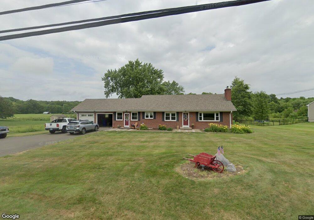 550 Thrall Ave, Suffield, CT 06078 - photo 1