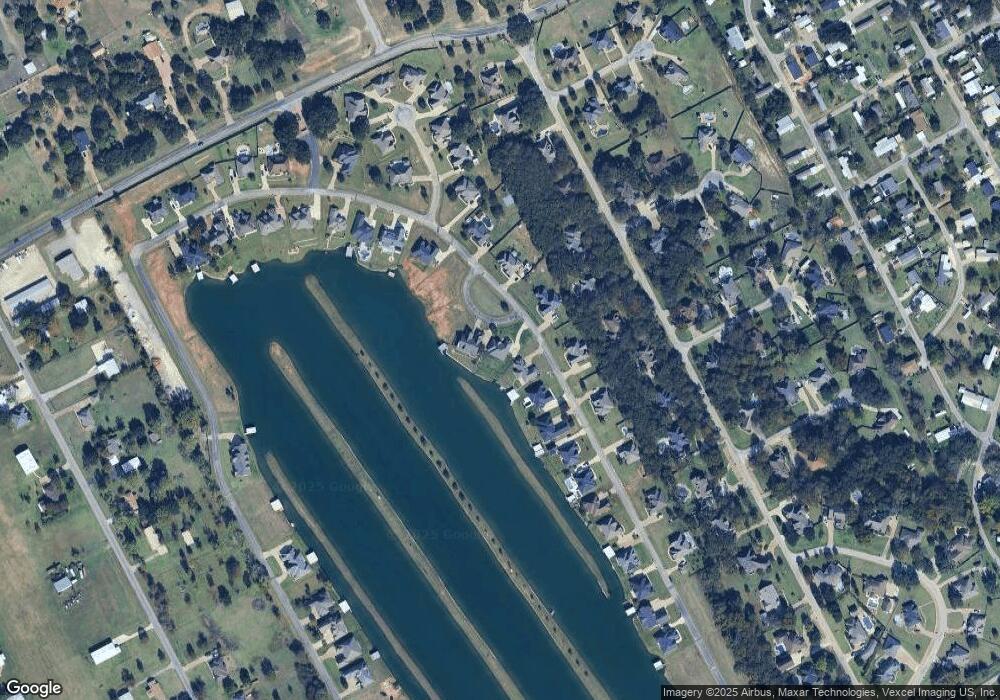 4006 Upper Lake Cir, Granbury, TX 76049 - photo 1