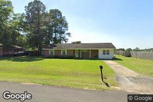 957 N Mclendon, Ashburn, GA 31714