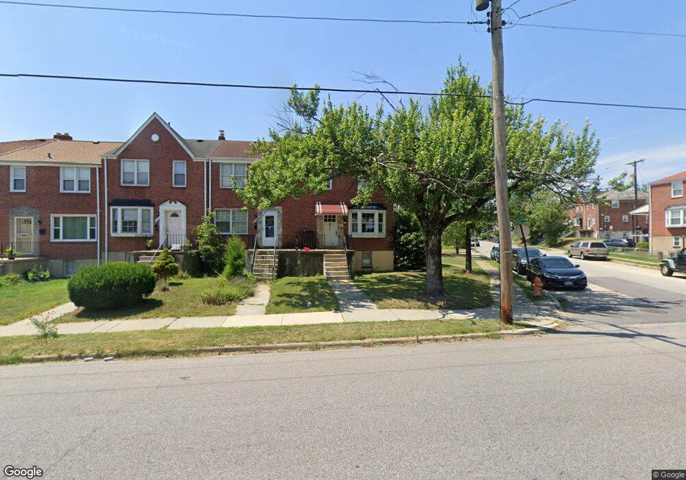 842 Cooks Ln, Baltimore, MD 21229 - photo 1