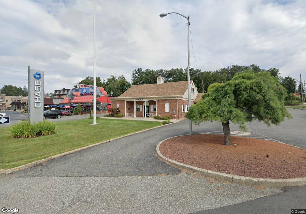 15 Bowling Green Pkwy, Lake Hopatcong, NJ 07849 - photo 1