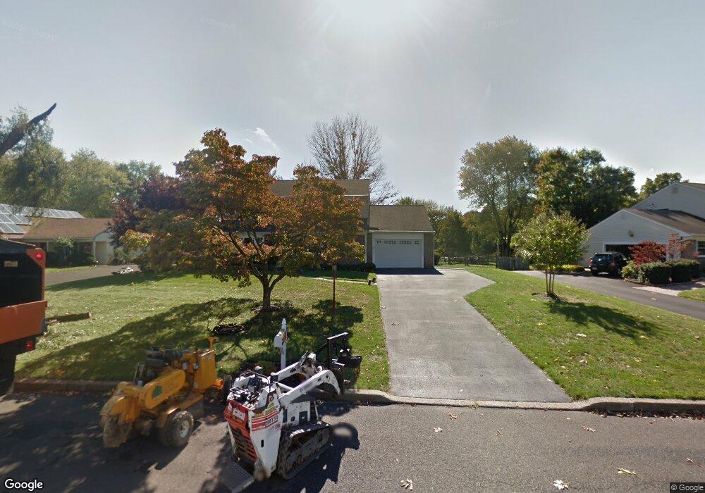 124 Watergate Dr, Feasterville Trevose, PA 19053 - photo 1