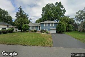 27 Kohring Cir S, Harrington Park, NJ 07640