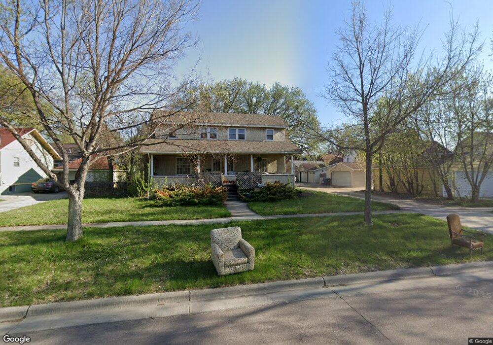 1013 10th Ave S, Fargo, ND 58103 - photo 1