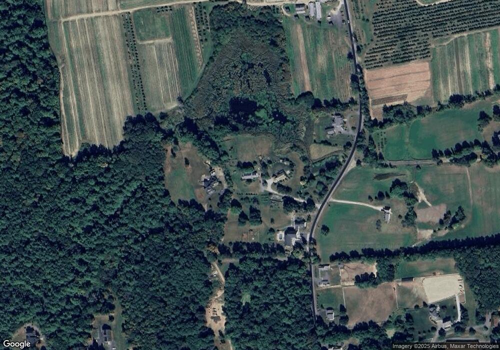 176 Hollis St, Pepperell, MA 01463 - photo 1