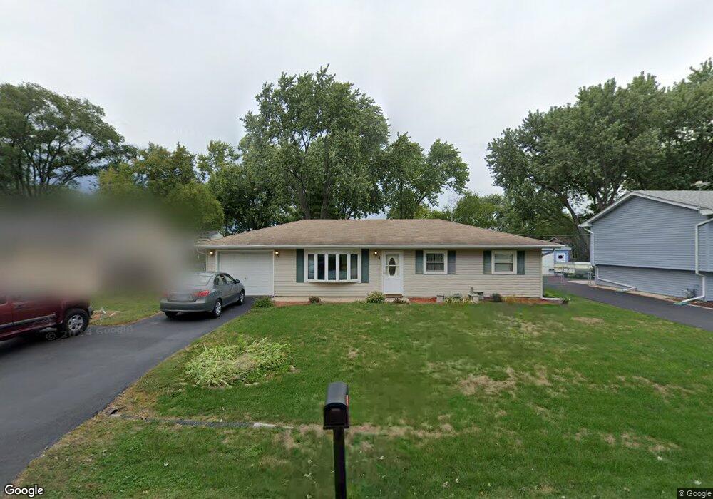 4 Dolphin Ct, Oswego, IL 60543 - photo 1