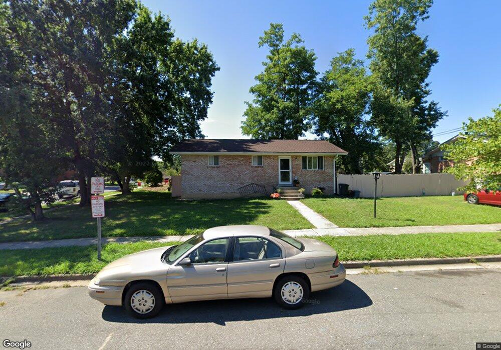 8919 Snow Acres Dr, Laurel, MD 20708 - photo 1