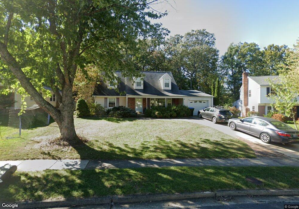 13147 Madonna Ln, Fairfax, VA 22033 - photo 1