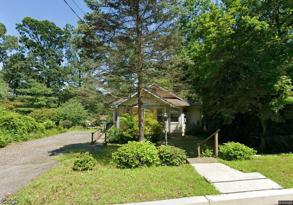 842 Edge Hill Rd, Glenside, PA 19038 - photo 1