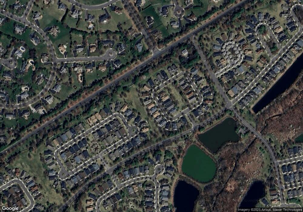 19 Globeflower Ln, Princeton Junction, NJ 08550 - photo 1