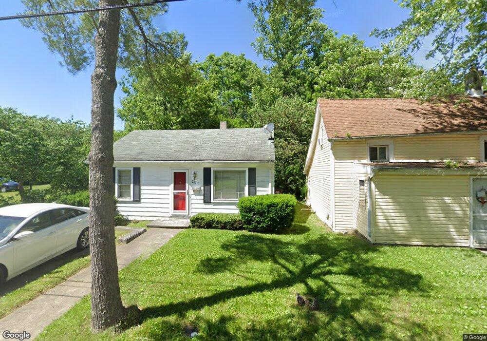 902 Lexington Ave, Xenia, OH 45385 - photo 1