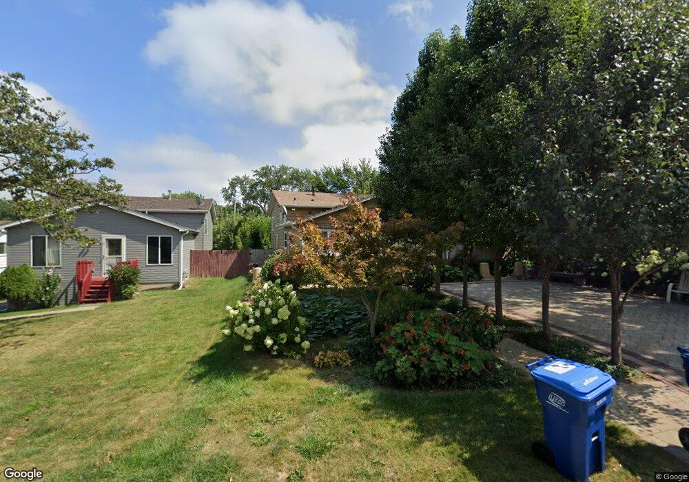 119 N Metropolitan Ave, Waukegan, IL 60085 - photo 1