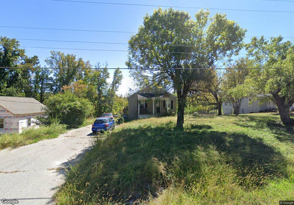 4126 Kivett Dr, Jamestown, NC 27282 - photo 1