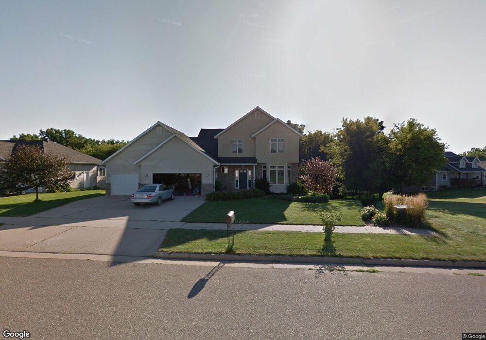 3005 W Ridge Dr, Eau Claire, WI 54703 - photo 1