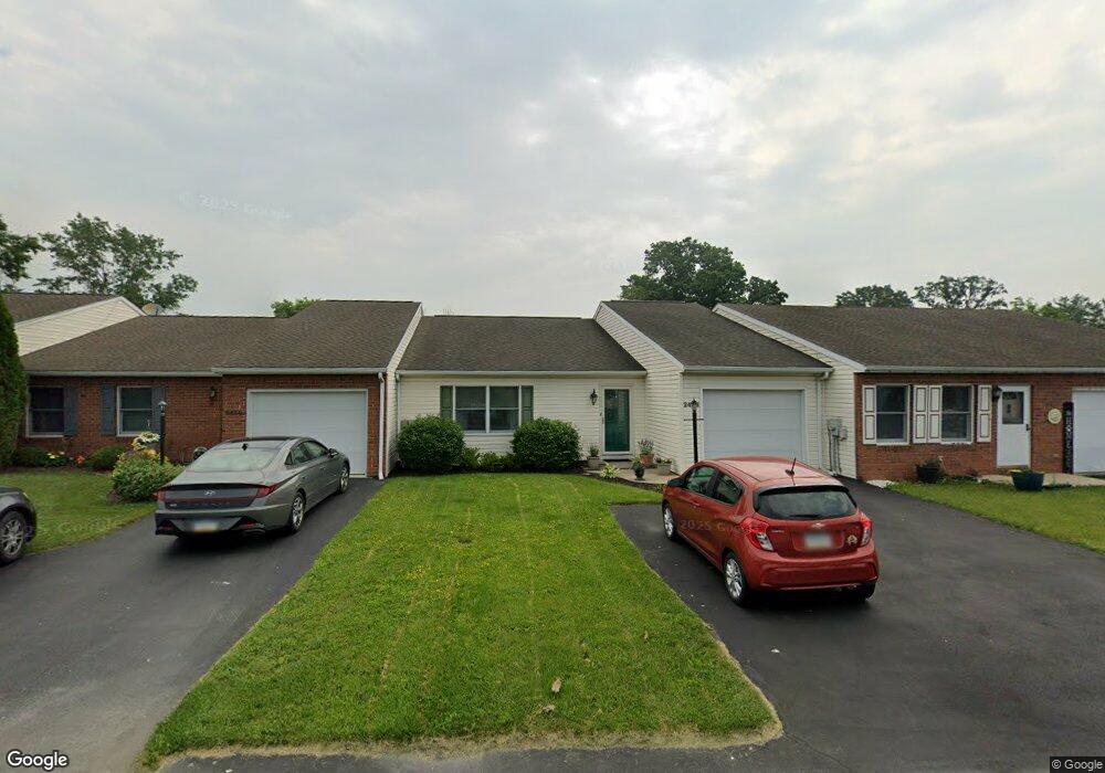 2436 Mccleary Dr, Chambersburg, PA 17201 - photo 1