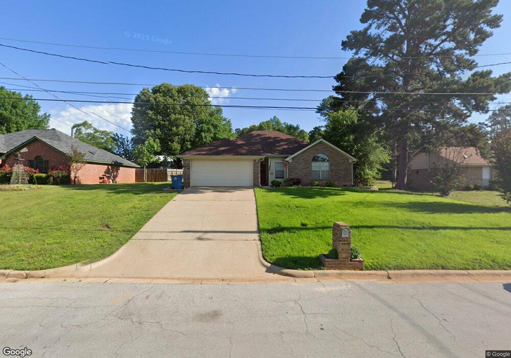 1513 Peach St, Kilgore, TX 75662 - photo 1