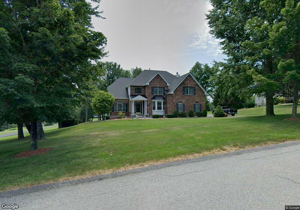 102 Country Club Rd, Hopewell Junction, NY 12533 - photo 1