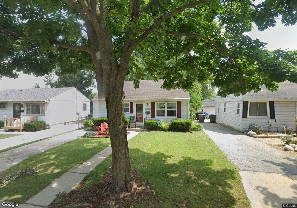 5112 N 127th St, Butler, WI 53007 - photo 1