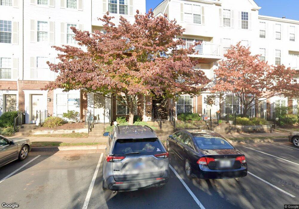 46934 Courtyard Square unit 302, Sterling, VA 20164 - photo 1