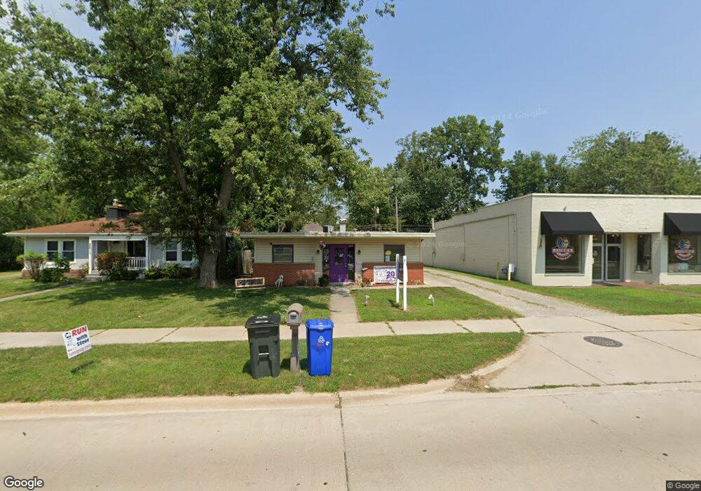 8600 Macomb St, Grosse Ile, MI 48138 - photo 1