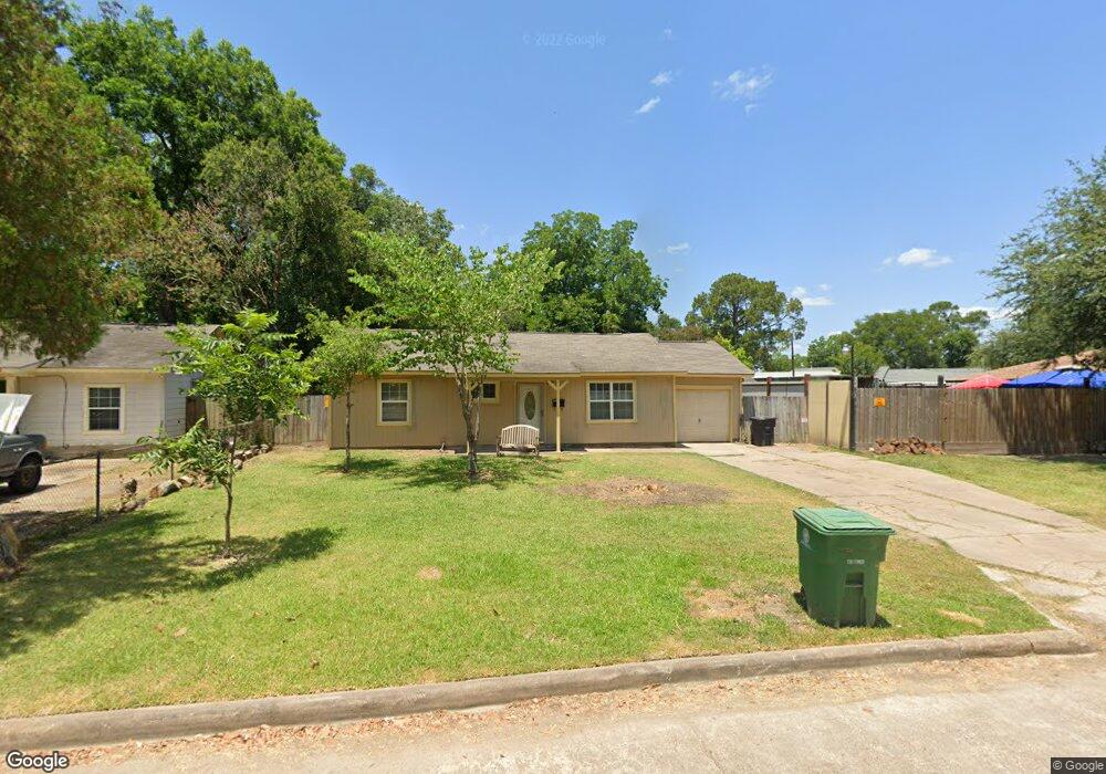 10810 Ritow St, Houston, TX 77089 - photo 1