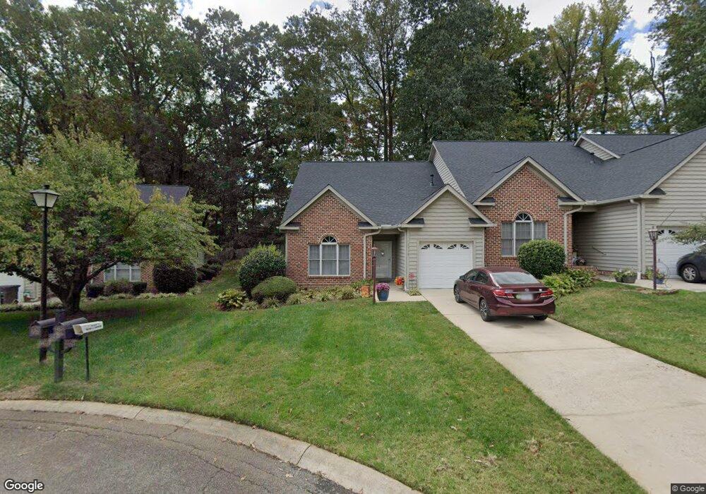 1516 Forest Park Dr unit 1516, Statesville, NC 28677 - photo 1