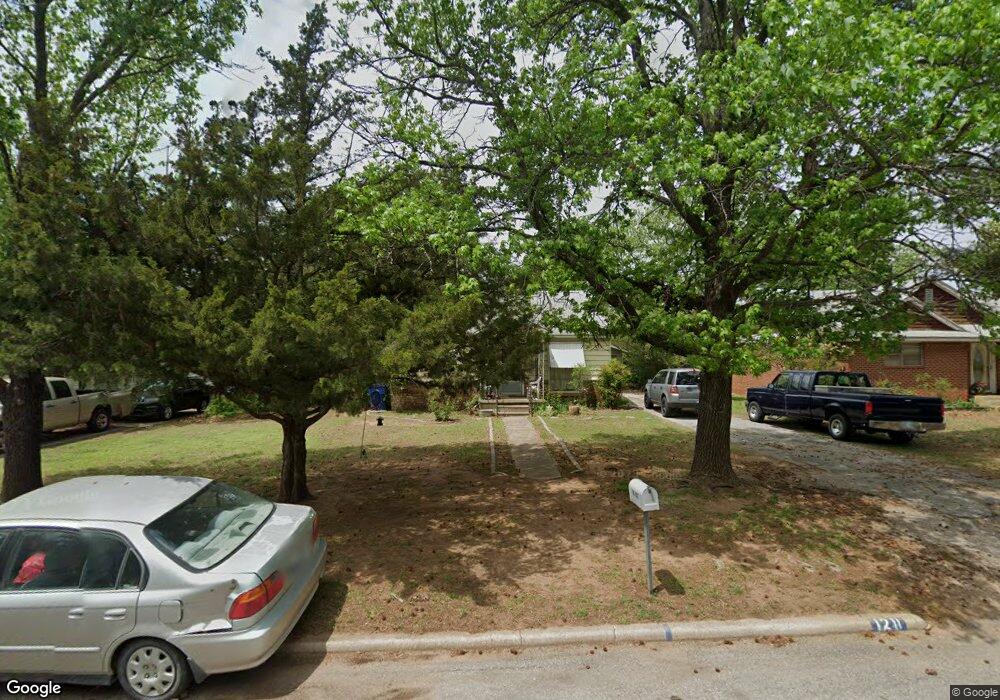 1211 N 11th St, Duncan, OK 73533 - photo 1