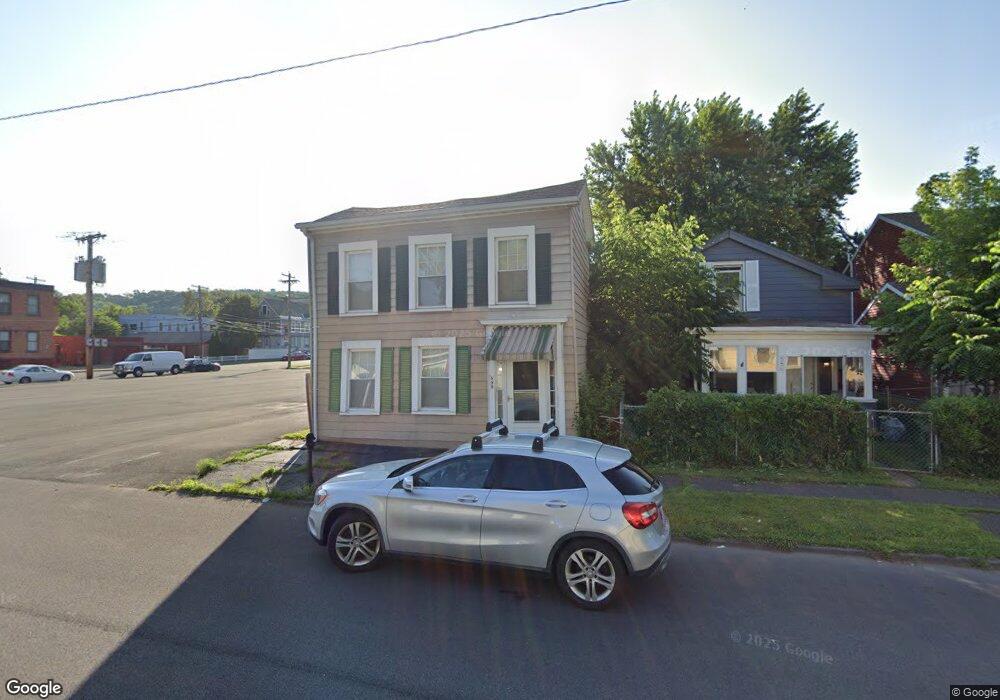 558 4th Ave, Troy, NY 12182 - photo 1