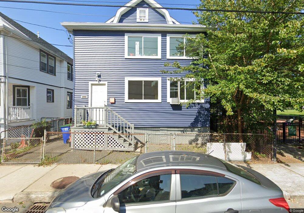 117 Albion St unit 2, Somerville, MA 02144 - photo 1