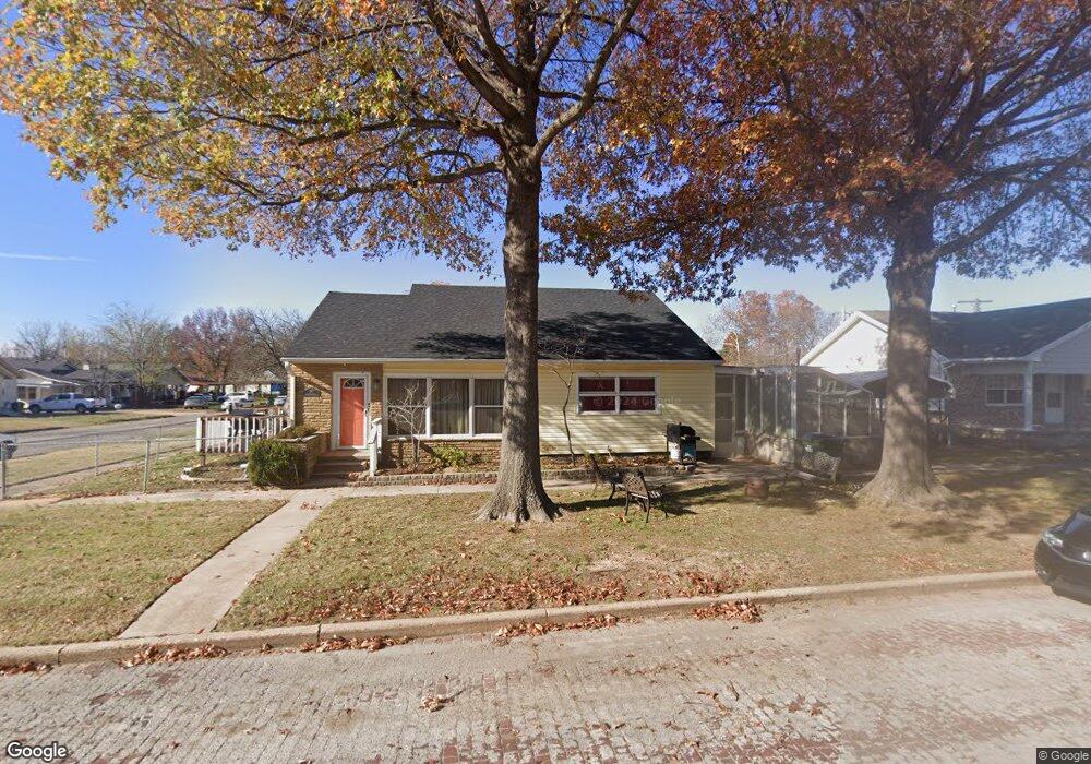 211 S 8th St, Henryetta, OK 74437 - photo 1