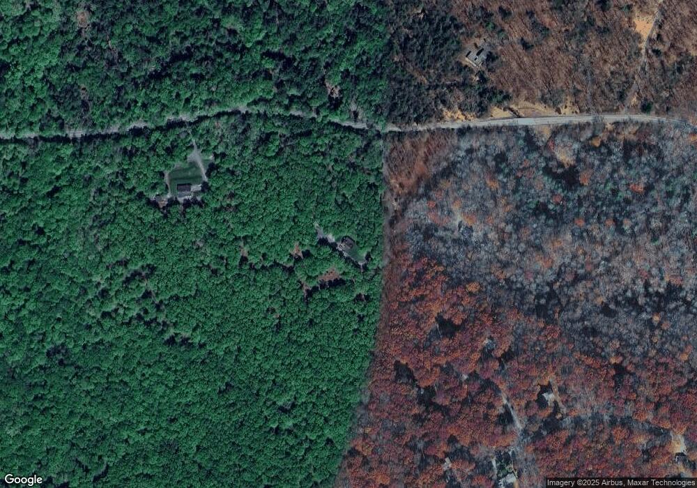 5507 Minks Pond Rd, Bushkill, PA 18324 - photo 1