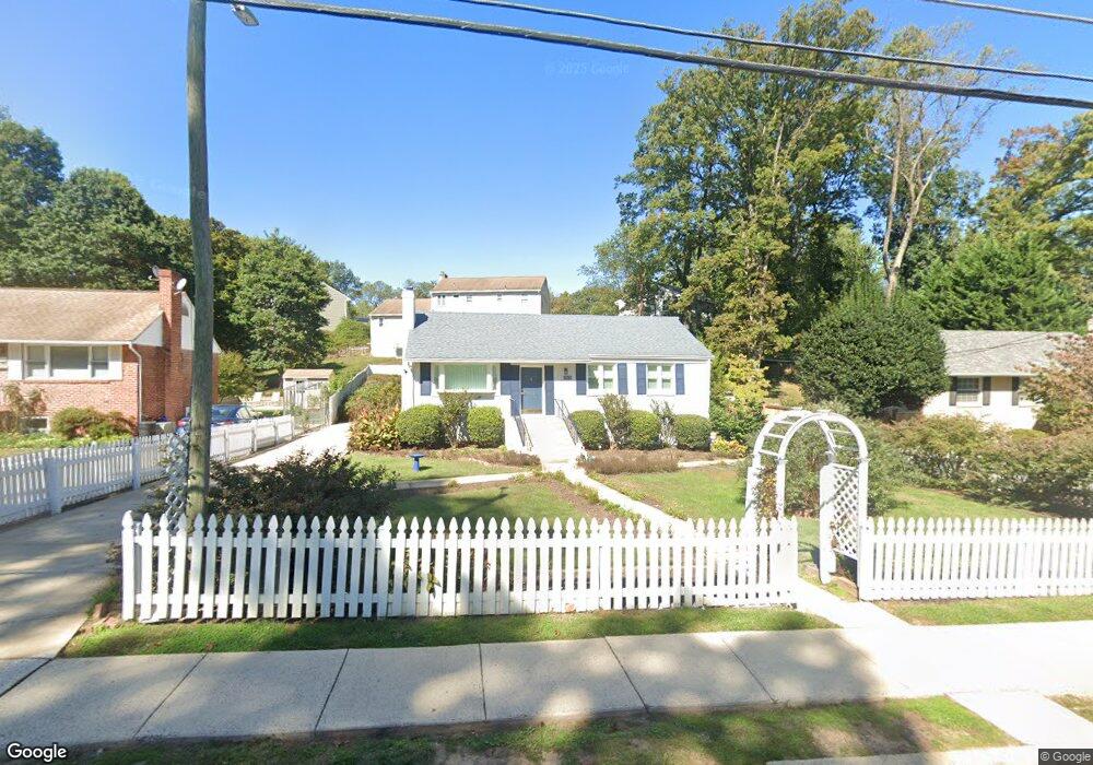 7410 Allan Ave, Falls Church, VA 22046 - photo 1