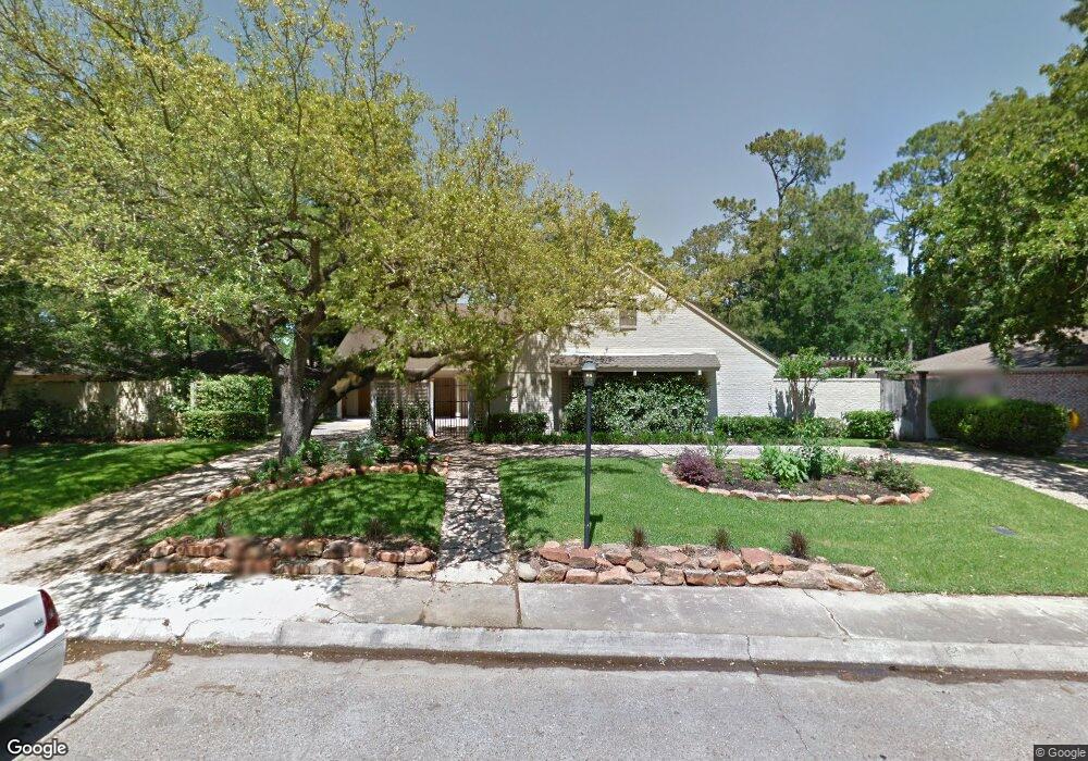 10122 Sugar Hill Dr, Houston, TX 77042 - photo 1