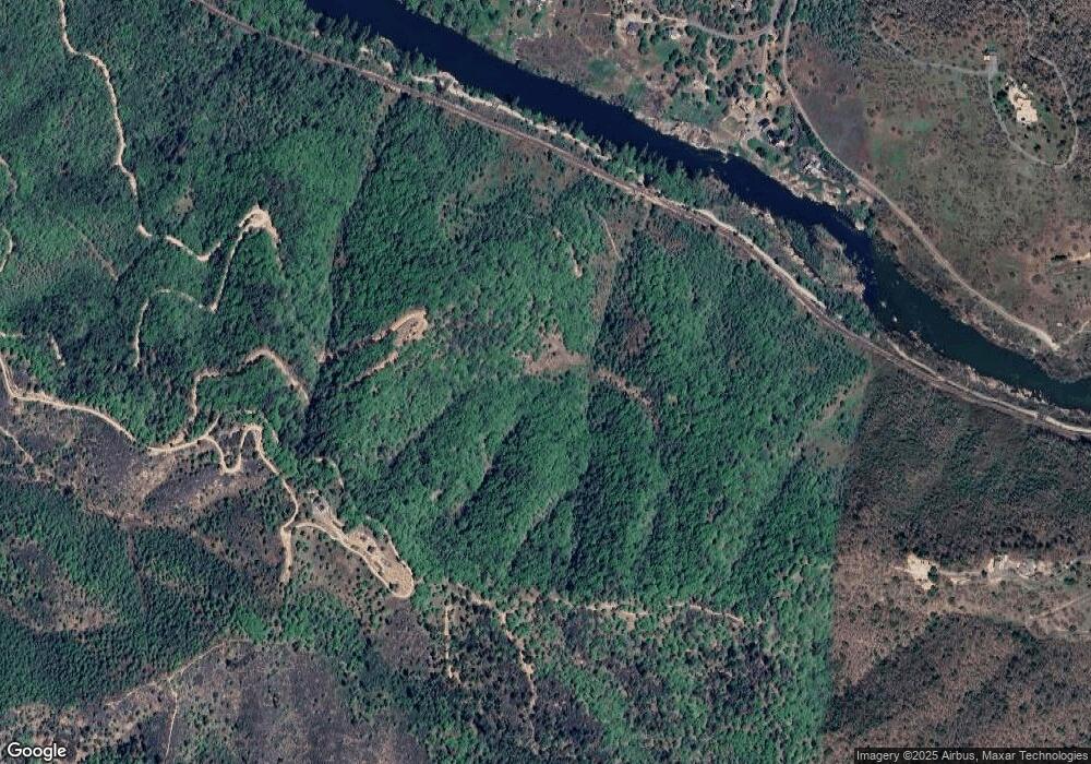 8500 Gold Ray Rd, Central Point, OR 97502 - photo 1